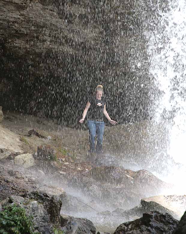 Hanging Lake Trail