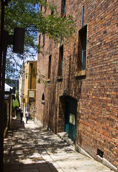 alley in The Rocks