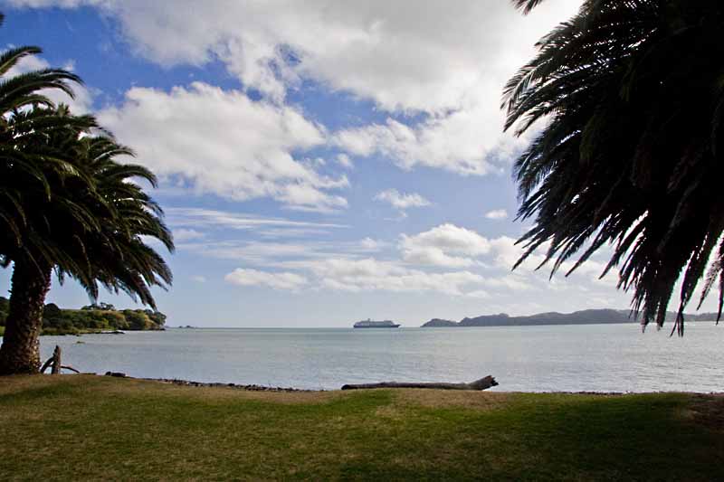 Bay of Islands & Volendamn